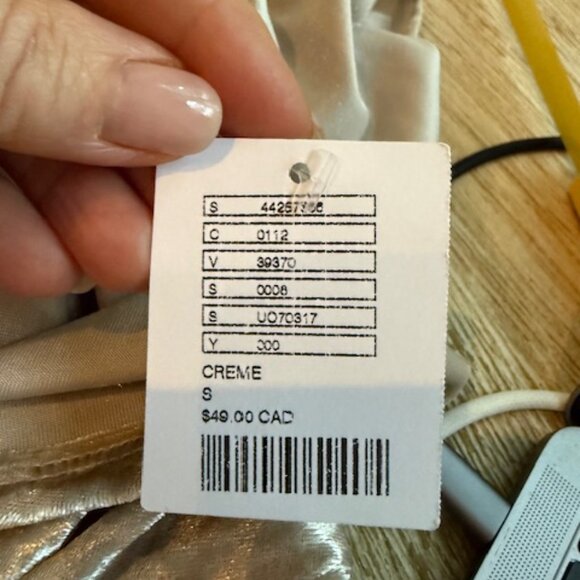 Urban Outfitter's NWT Women's Silver Going Out Top - S - Picture 4 of 4